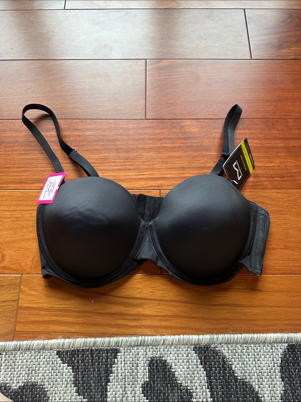 Maidenform Black Smooth T-Shirt Bra - Full Coverage
